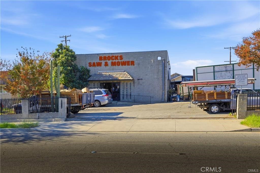 1601 California Avenue, Monrovia, CA 91016