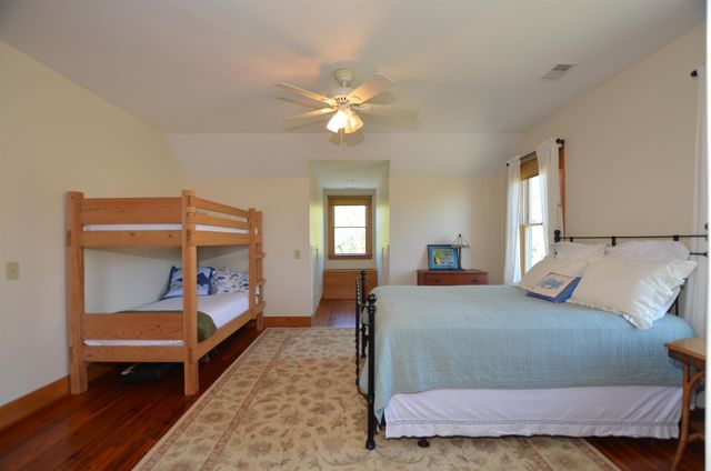 9715 Two Pines Rd., Mcclellanville, SC 29458