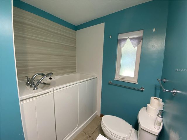 1601 CENTER STREET, Deland, FL 32720