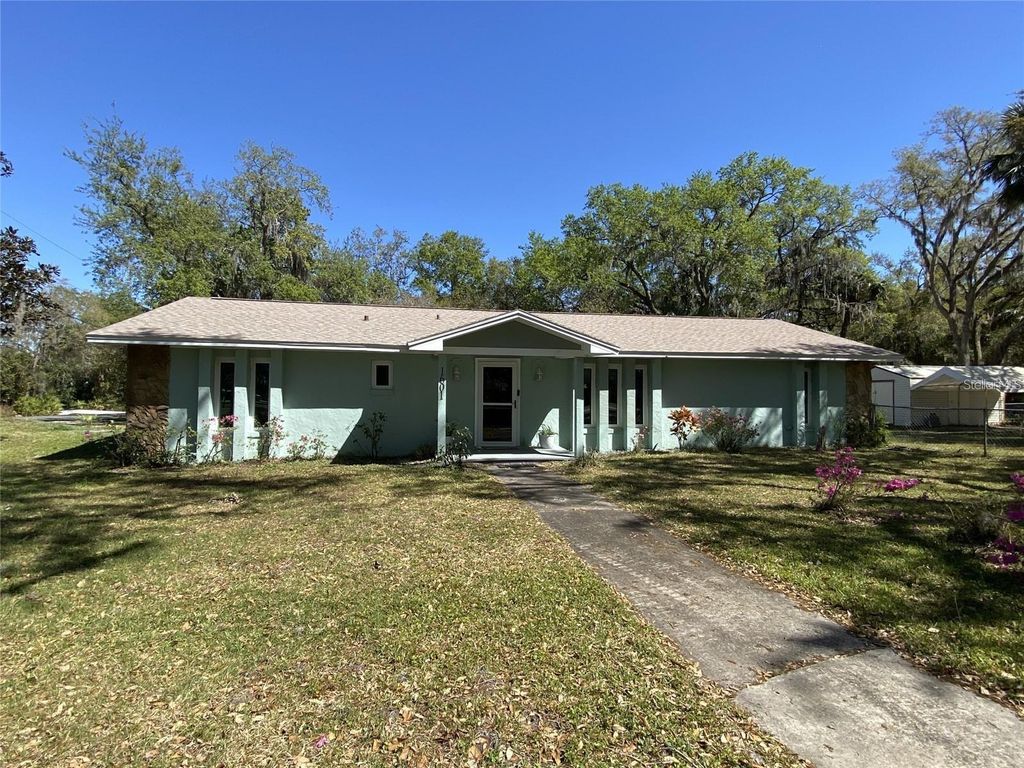 1601 CENTER STREET, Deland, FL 32720