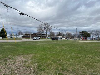 1436 E Pierson Road, Flushing, MI 48433