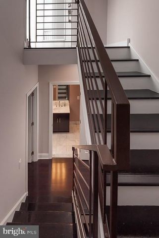 1357 N MASCHER ST, Philadelphia, PA 19122