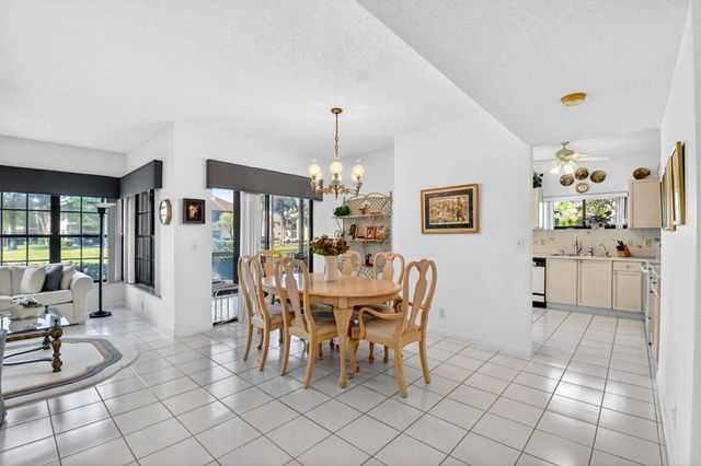 3281 Jog Park Drive, Greenacres, FL 33467