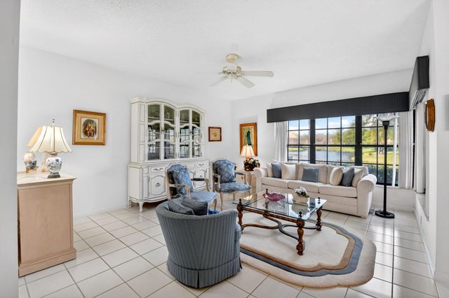 3281 Jog Park Drive, Greenacres, FL 33467