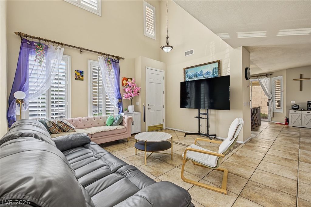 8061 Retriever Avenue, Las Vegas, NV 89147 — photo 4