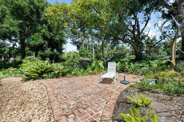 755 W PIERCE STREET, Lake Alfred, FL 33850