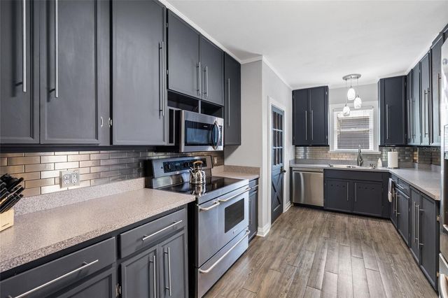 755 W PIERCE STREET, Lake Alfred, FL 33850
