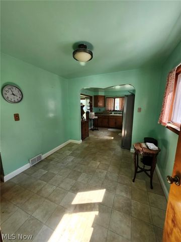 3752 Highlawn Avenue SE, Warren, OH 44484