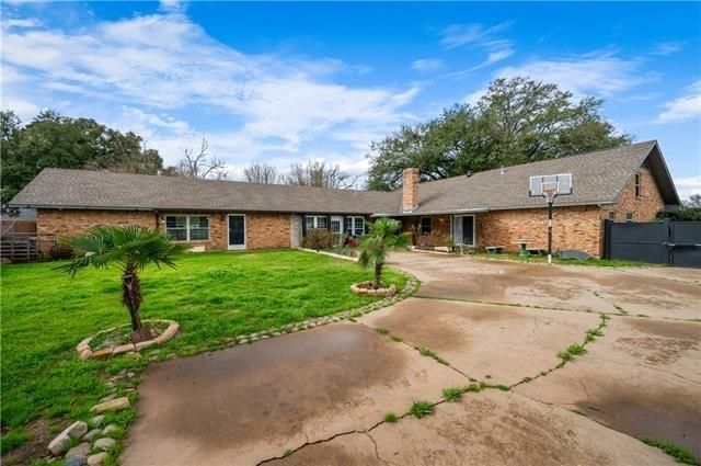 4819 WESTGARDEN Boulevard, Alexandria, LA 71303