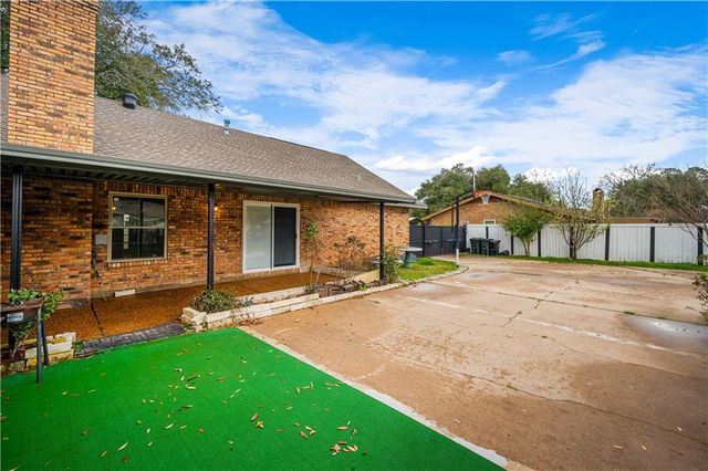 4819 WESTGARDEN Boulevard, Alexandria, LA 71303