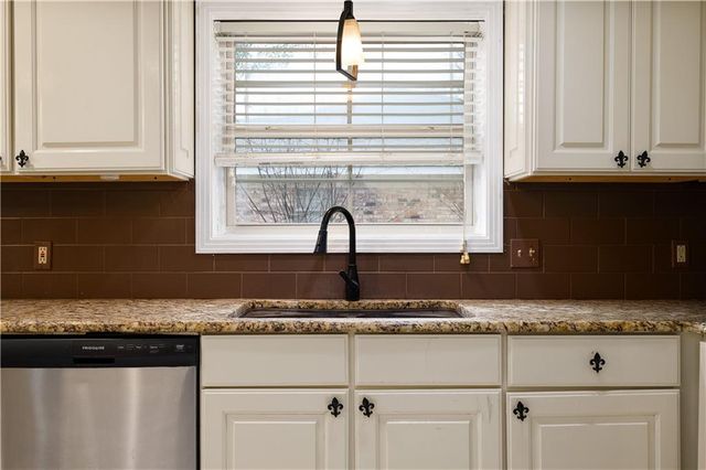 4819 WESTGARDEN Boulevard, Alexandria, LA 71303