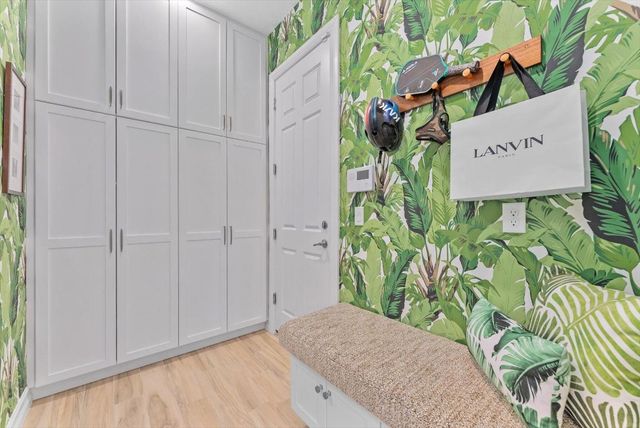 9475 Kalmar Circle W, Parkland, FL 33076