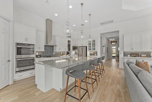 9475 Kalmar Circle W, Parkland, FL 33076