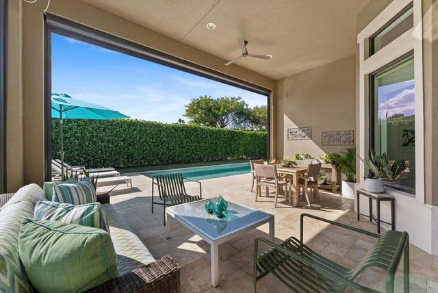 9475 Kalmar Circle W, Parkland, FL 33076