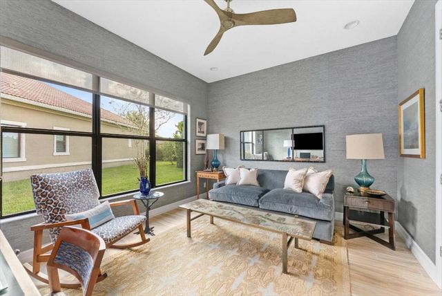 9475 Kalmar Circle W, Parkland, FL 33076