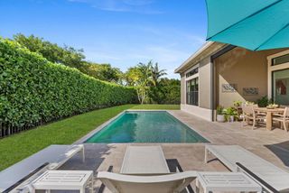 9475 Kalmar Circle W, Parkland, FL 33076