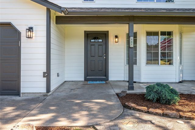 141 Vermillion Road, Kelso, WA 98626