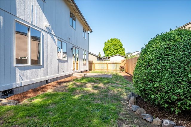 141 Vermillion Road, Kelso, WA 98626