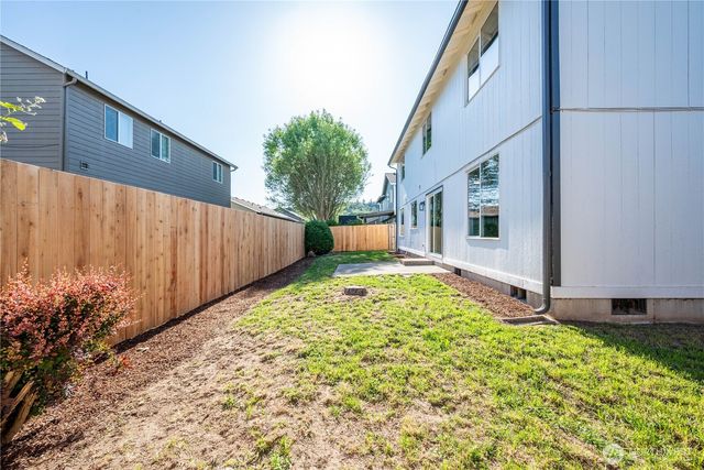 141 Vermillion Road, Kelso, WA 98626