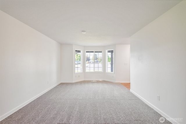 141 Vermillion Road, Kelso, WA 98626
