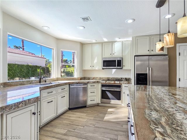 5205 Coral Glow Court, Las Vegas, NV 89149