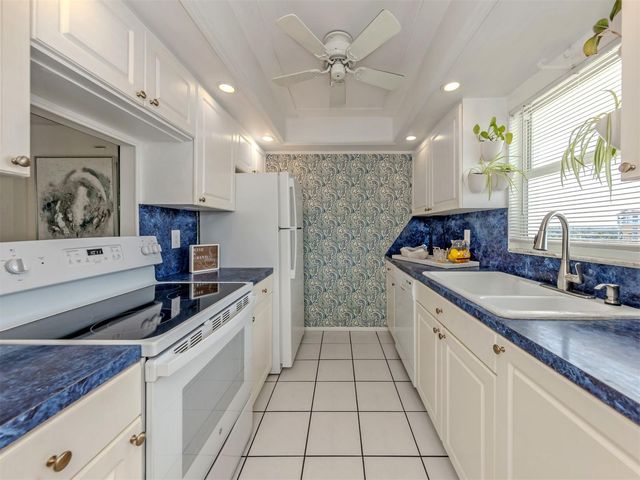 232 SAINT AUGUSTINE AVENUE 706, Venice, FL 34285
