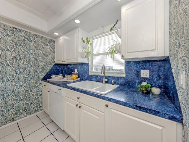 232 SAINT AUGUSTINE AVENUE 706, Venice, FL 34285
