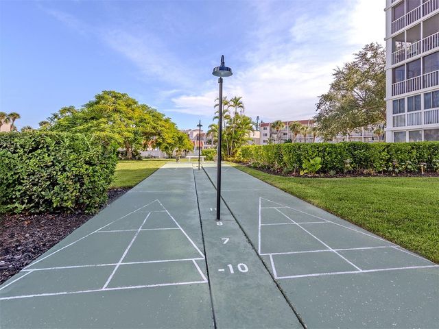 232 SAINT AUGUSTINE AVENUE 706, Venice, FL 34285