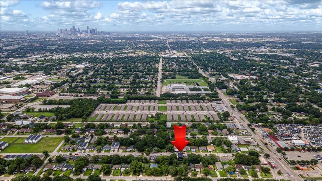 3806 Drefyus, Houston, TX 77021