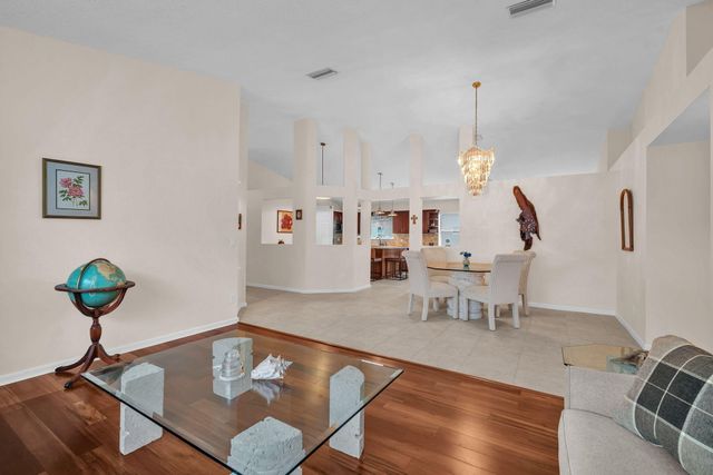 8576 WINDY Circle, Boynton Beach, FL 33472
