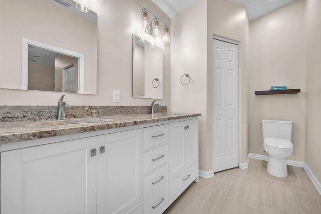 8576 WINDY Circle, Boynton Beach, FL 33472