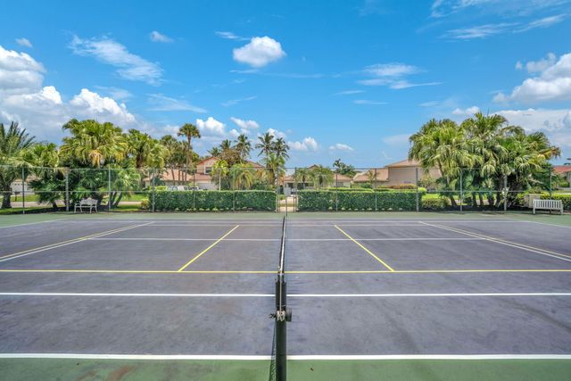 8576 WINDY Circle, Boynton Beach, FL 33472