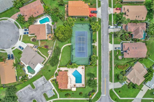 8576 WINDY Circle, Boynton Beach, FL 33472