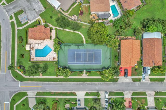 8576 WINDY Circle, Boynton Beach, FL 33472