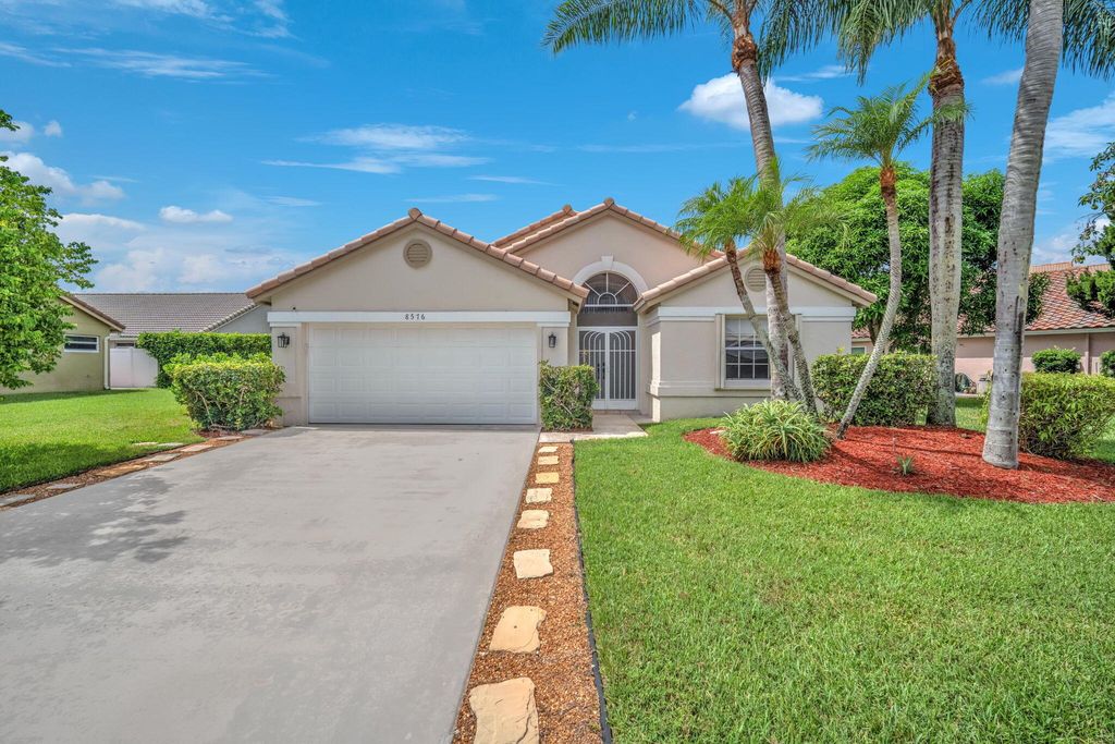8576 WINDY Circle, Boynton Beach, FL 33472