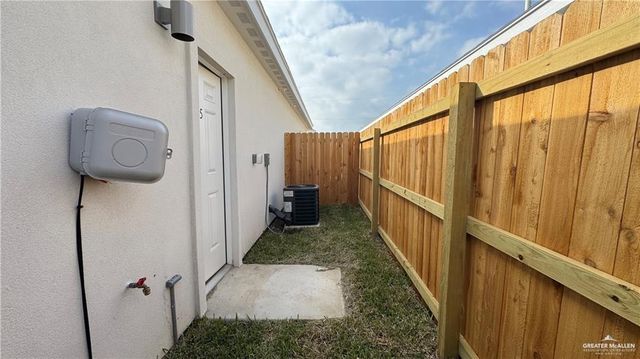 4120 La Vista Avenue 4, Mcallen, TX 78501