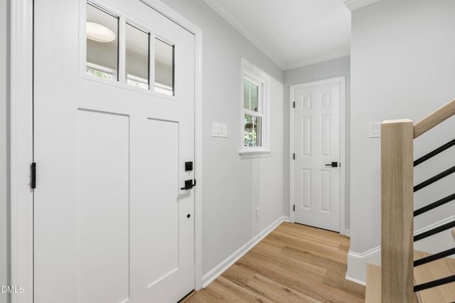 1004 Lantern Light Court, Apex, NC 27502