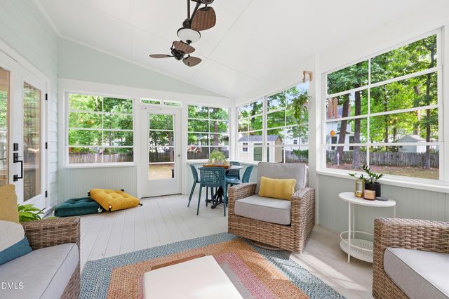 1004 Lantern Light Court, Apex, NC 27502