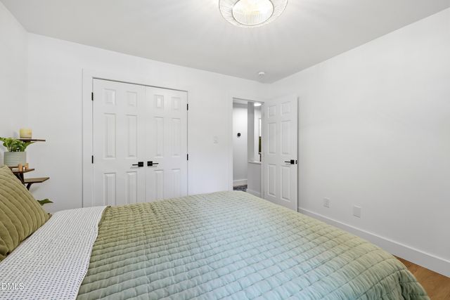 1004 Lantern Light Court, Apex, NC 27502
