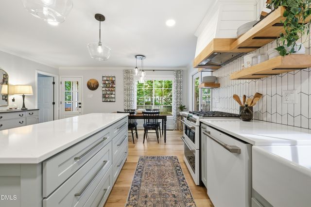 1004 Lantern Light Court, Apex, NC 27502