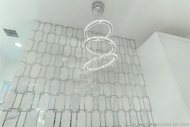 3576 W 77th Street S, Tulsa, OK 74132