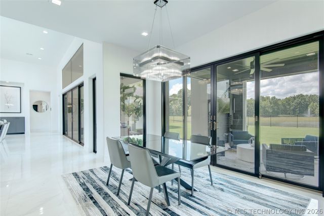 3576 W 77th Street S, Tulsa, OK 74132