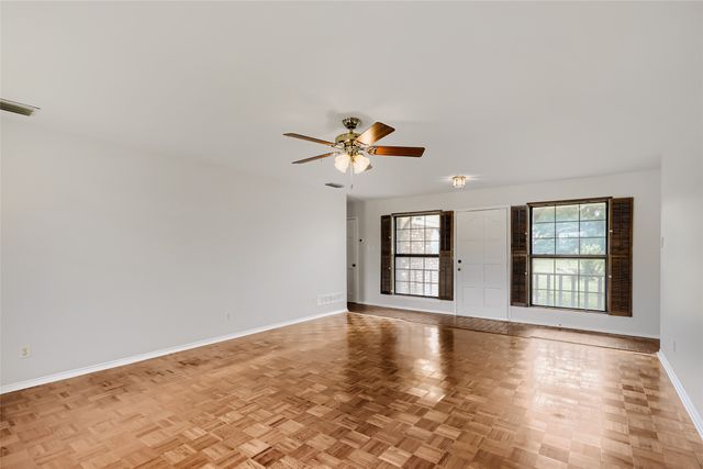 8251 Slippery Creek Court, Red Oak, TX 75154