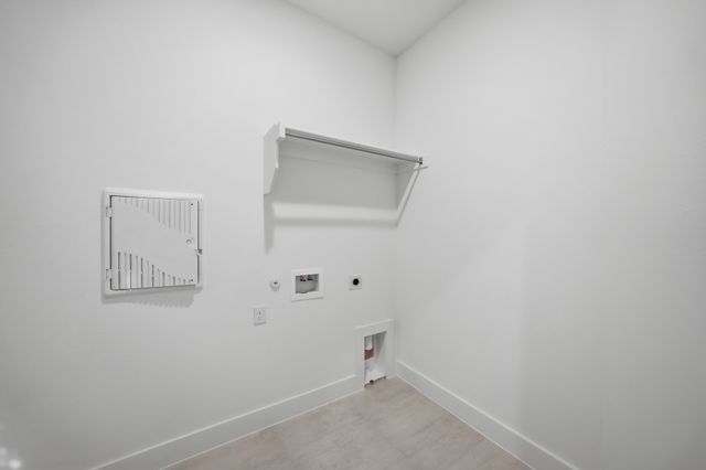 7444 Pondview Lane, Fort Worth, TX 76123