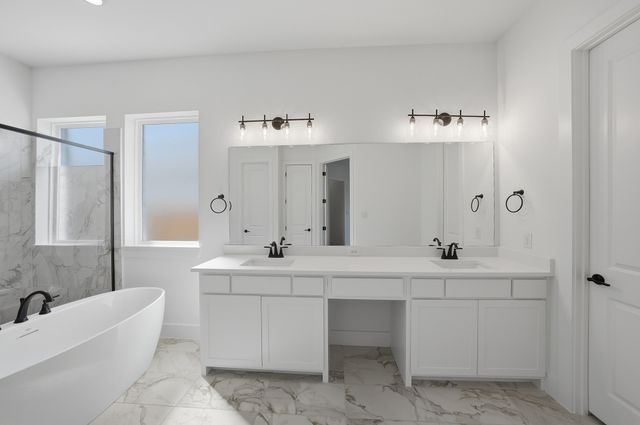 7444 Pondview Lane, Fort Worth, TX 76123