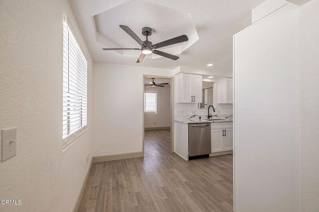 2866 W Avenue F, Lancaster, CA 93536