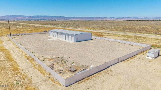 2866 W Avenue F, Lancaster, CA 93536