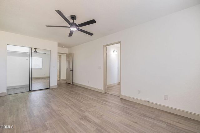 2866 W Avenue F, Lancaster, CA 93536