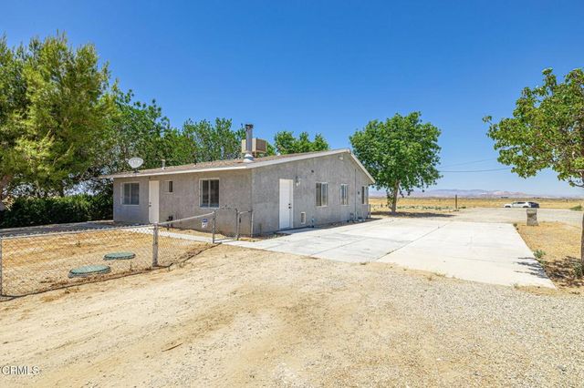 2866 W Avenue F, Lancaster, CA 93536
