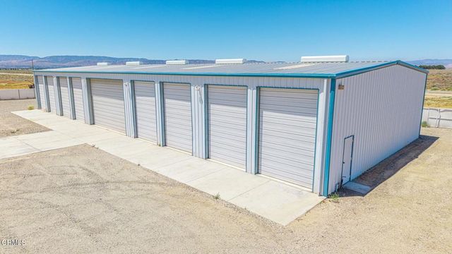 2866 W Avenue F, Lancaster, CA 93536